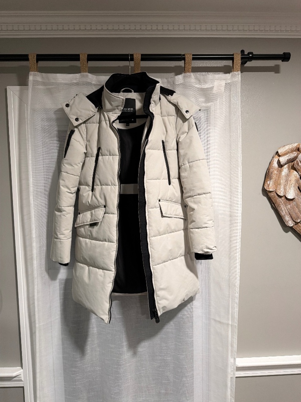 NOIZE Women’s Long Puffer Winter Coat – Ivory/Cream & Black